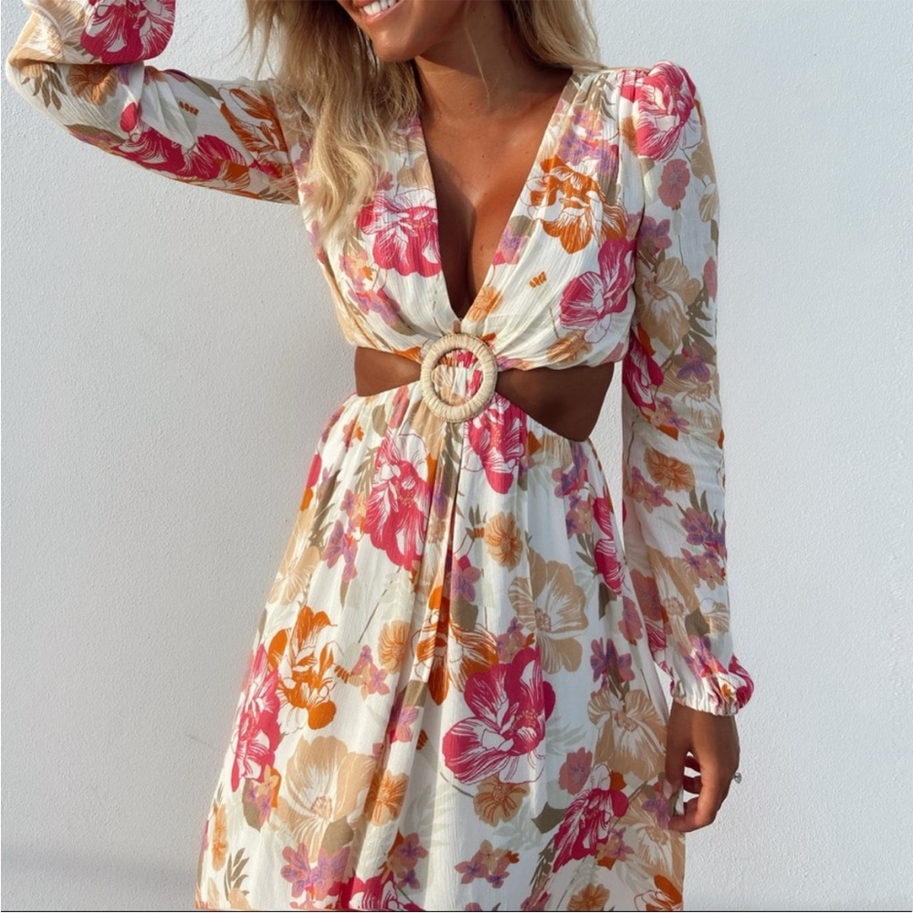 ✨Cutout Maxi Dress✨